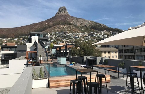 Sea Point Apartment | TENONQ 14B
