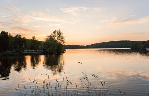 Swan Lake RV Rental | Tentrr Signature Site - Hemlock Ridge