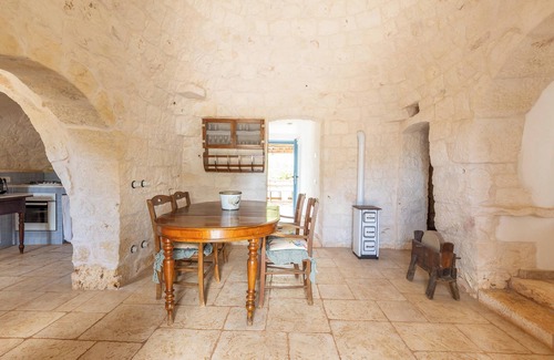 Ceglie Messapica House | Tenuta I Trulli Rochira by BarbarHouse