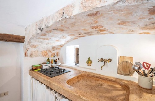 Ceglie Messapica Villa | Tenuta Trullo Alto by Rentbeat