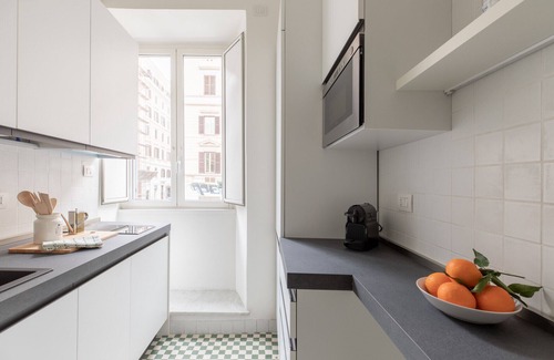Esquilino Apartment | Termini Comfortable 4 Bedrooms Apartment