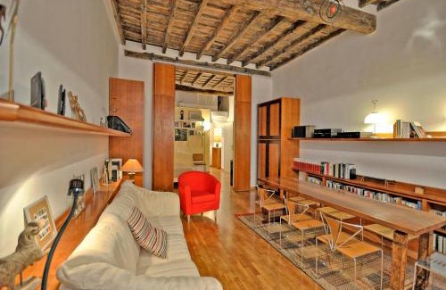 Rione VI Parione Apartment | Terrace Governo Vecchio
