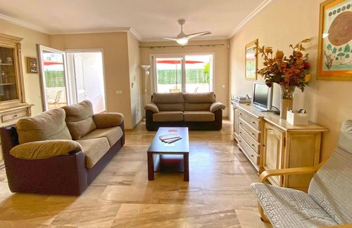 Conil de la Frontera Cottage | Terraced house with shared pool in residential area in Conil, sleeps 5