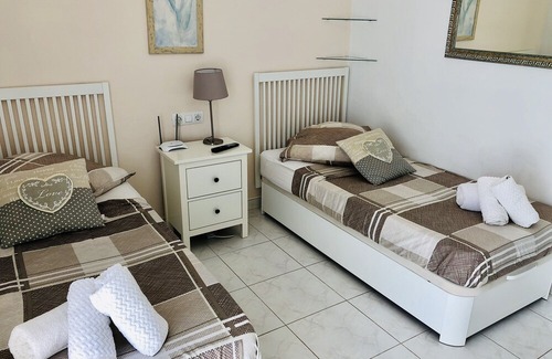 Denia House | Terraced house La Giralda III bright, well-kept, beach 500 m