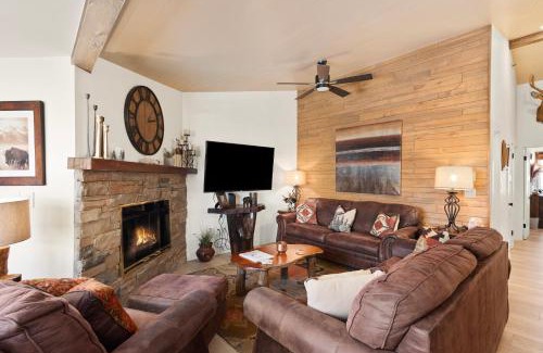 Snowmass Village Apartment | Terracehouse by Snowmass Vacations