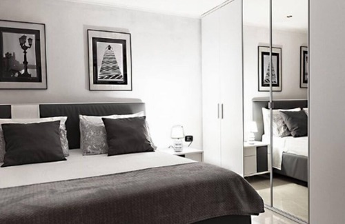 Old Town Apartment | Terraces in the court (house in the center of Bari) CIS: BA07200691000006853
