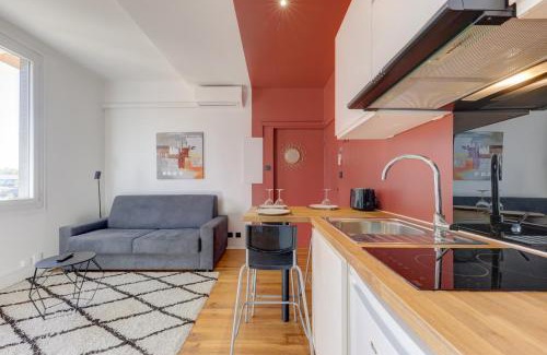 Pierre-Benite Apartment | Terracotta-T2-Clim-Parking gratuit privé