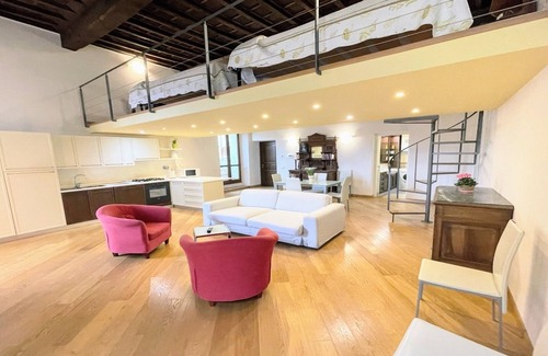 Spoleto Apartment | TERRAZZA DUOMO/SPOLETO CENTRE/PEDESTRIAN/SLPS 6/WIFI/ROME 1 HR