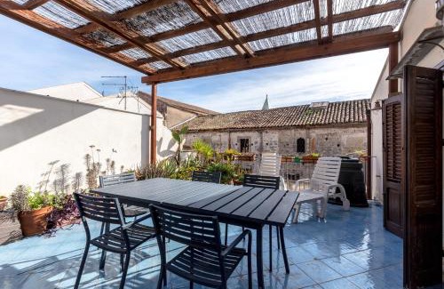 Centro Storico Apartment | Terrazze di San Francesco by Wonderful Italy