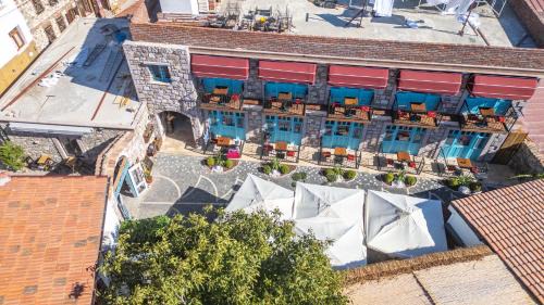 Ayvalik Hotel | Tetka Konukevi