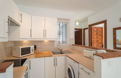 Oasis del Capistrano Apartment | Tetuan 31 - El Oasis de Capistrano!