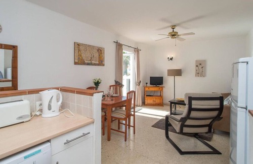 Oasis del Capistrano Apartment | Tetuan 31 - El Oasis de Capistrano!