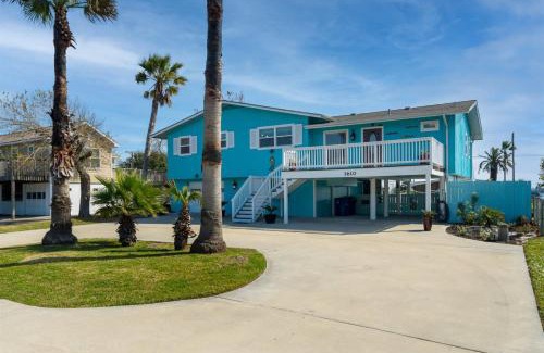 Rockport House | Texas Tiki