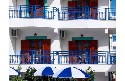 Stalida Apartment | tGeorge Studios Stalida - Standart Triple Room