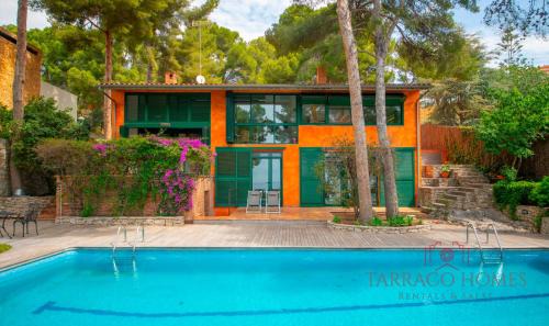 Tamarit Villa | TH100 Villa Vacacional con Vistas al Mar en Tamari