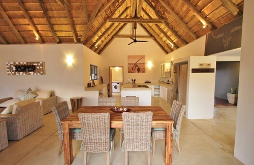 Hoedspruit House | Thabisa Self Catering Lodge, near Kruger Park and Blyde River Canyon