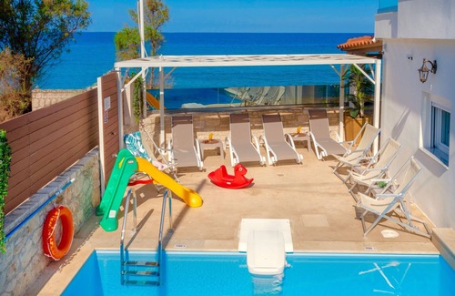 Skaleta Villa | Thalassa Beachfront Villa with private pool