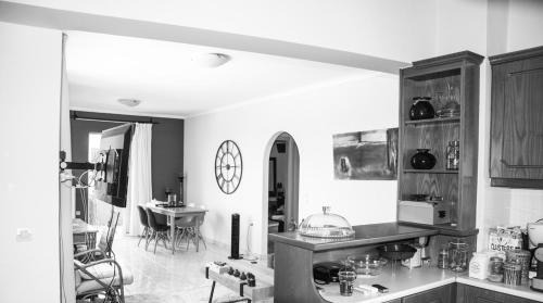 Old Town Apartment | Thalassa Seaside Apartment