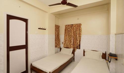 Teynampet House | Thangam balaji Guest House -Near US Consulate and VFS Global application