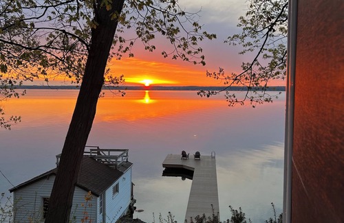 Town of Benton House | Thanksgiving on Angus Point.A beautiful spot to give thanks! Book now