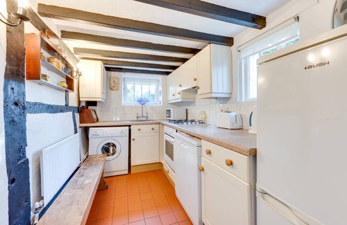 Shoreham-by-Sea Cottage | Thatch Cottage