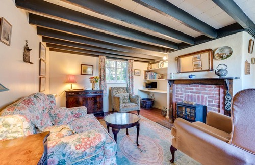 Shoreham-by-Sea Cottage | Thatch Cottage