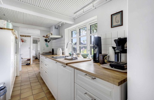 Ørsted Villa | Thatched farmhouse 400 meters from the water