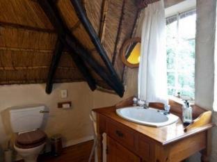 Greater Johannesburg Metropolitan Area House | Thatchfoord Lodge