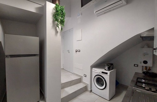 Old Town Condo | The 3 Principi Garibaldi Suites & Apartment in the center, a few steps from the Duomo