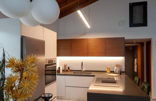 Kato Metochi Apartment | THE AA VILLA: Your Interactive Home Experience!