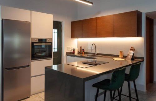 Kato Metochi Apartment | THE AA VILLA: Your Interactive Home Experience!