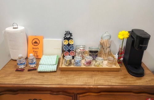 Old Lyme Apartment | The Anchor at Soundview · Beach+Ocean+Sunrise