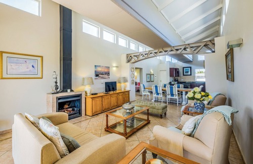 Vaal Marina House | The Anchorage
