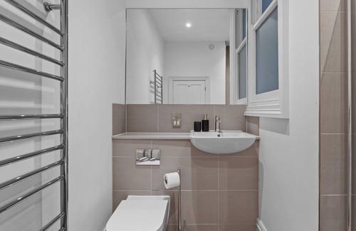 Dartmouth Apartment | The Angel 1 Best views in Dartmouth