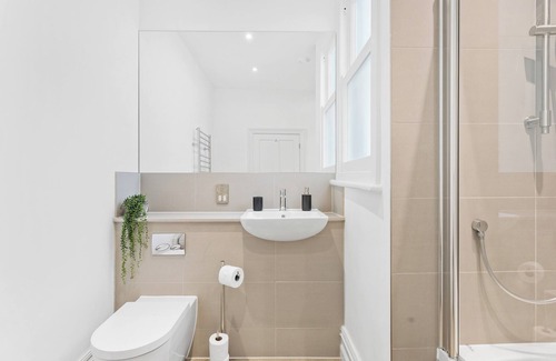 Dartmouth Apartment | The Angel 2 Best views in Dartmouth