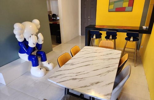 Brinchang Apartment | The Art Gallery Emerald Avenue Cameron Highlands 10Pax 828 Wifi