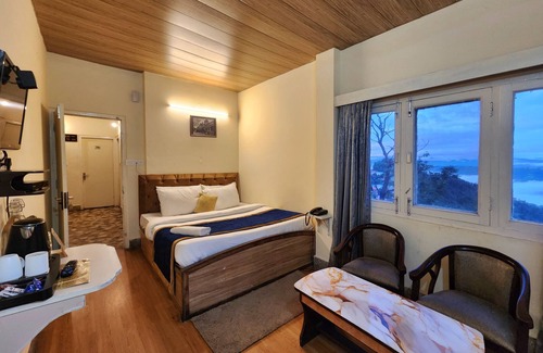 Shimla Hotel | The Ashoka Inn