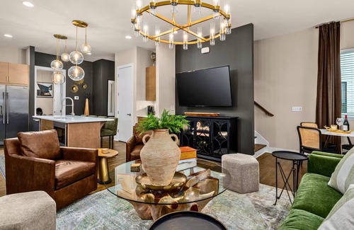 Talbot's Corner House | The Atelier House - Four Bedroom House, Sleeps 10