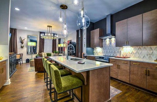 Talbot's Corner House | The Atelier House - Four Bedroom House, Sleeps 10