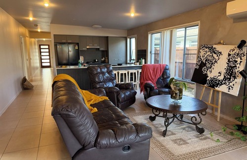 Mango Hill House | The Atelier Master Suite