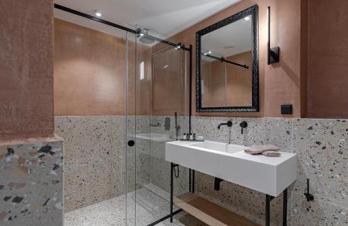 Athens City Centre Apartment | The Athenians Art Apartments