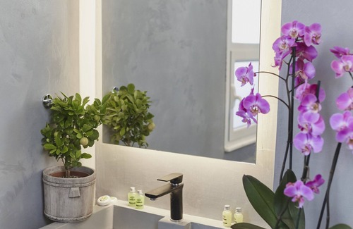 Thissio Hotel | The Athens Version Luxury Suites