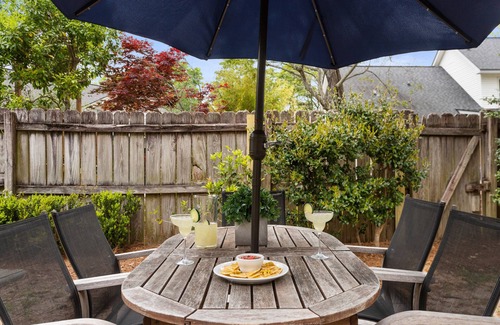 Mount Pleasant House | The Attwood | Close To Town Center !