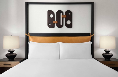 Paso Robles Hotel | The Ava Hotel Paso Robles, Curio Collection By Hilton