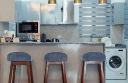Abelemkpe Apartment | The Avery Apartments at Odomaa Place, East Airport - Two-Bedroom Apartment