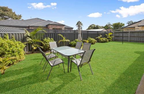 Paynesville House | The Aviary