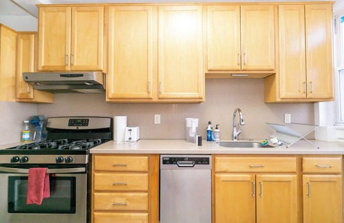 Brightwood Park House | The Aviator- Quiet Spacious Home in NW DC