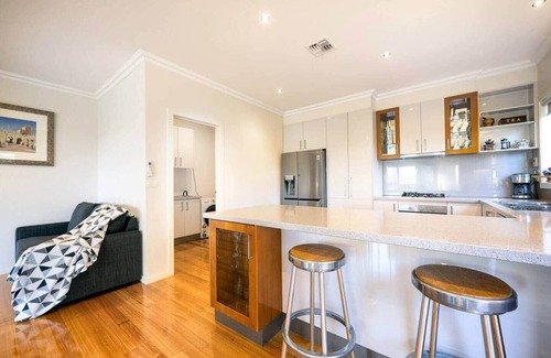 Avondale Heights House | The Avondale Hideaway | Space, Style & Serenity