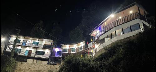 Sitapur Hotel | The Badasu Cottages