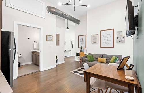 Licking Riverside Apartment | The Baldwin Flats by Neat Suites